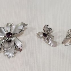 Vintage BN Bugbee And Niles Orchild Earrings And Brooch Set