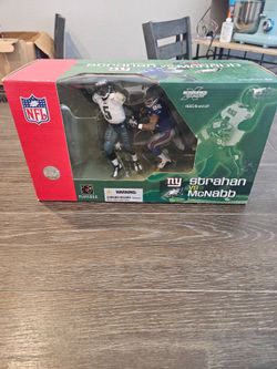 McFarlane NFL Strahan vs McNabb Figure 2-Pack