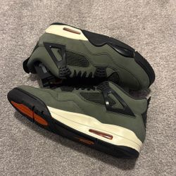 Undefeated Jordan 4