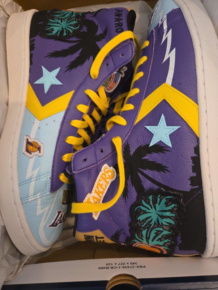 LAKERS CONVERSE