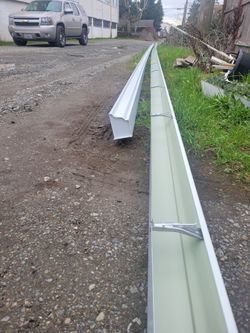Rain Gutter 