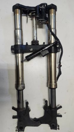 Gsxr forks and triple tree stem