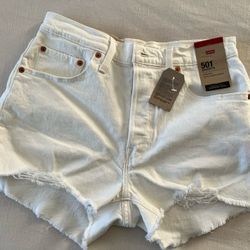 New Levi’s Short