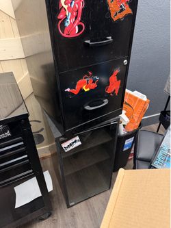 2 cabinets