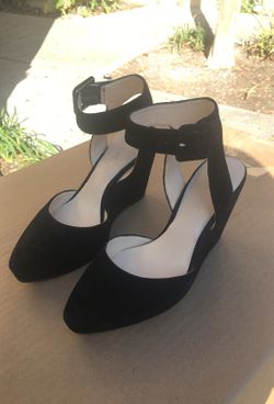 Women’s shoes size 4 1/2 by Nine West