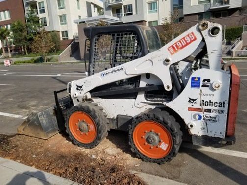 Bobcat S750 skid steer