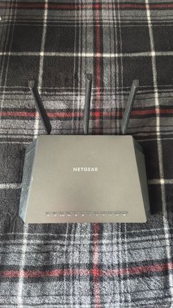 NETGEAR Nighthawk AC1900 Smart WiFi Router