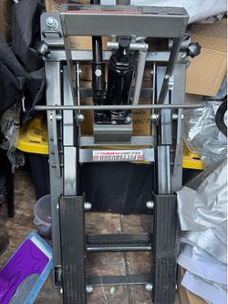 Motorcycle lift Jack