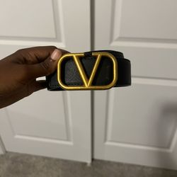 Black Valentino belt 