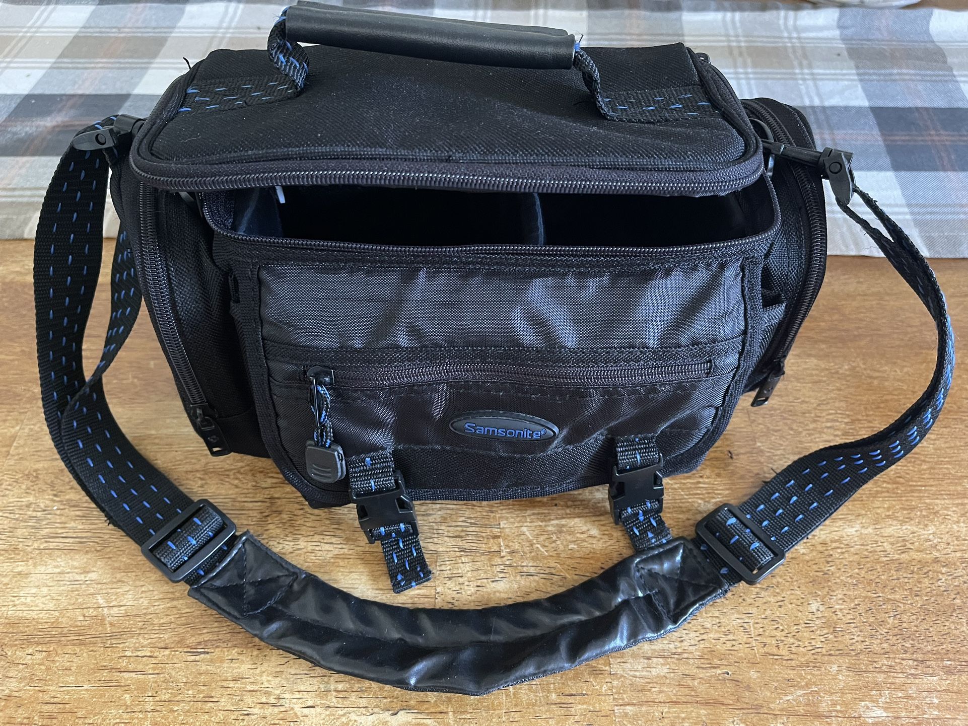Samsonite Medium Camera Bag