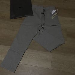 dark oat essential sweats