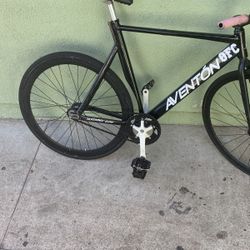 Aventon Fixie