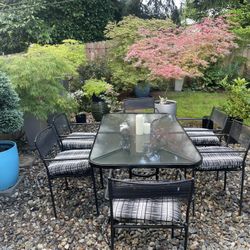 6 Stackable String chairs  With Cushions Including 