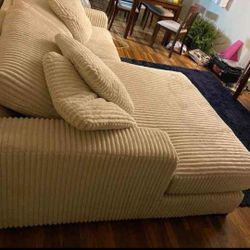 OM• $38 Initial • Brand New// 3 Piece Plush Sectional Couch 