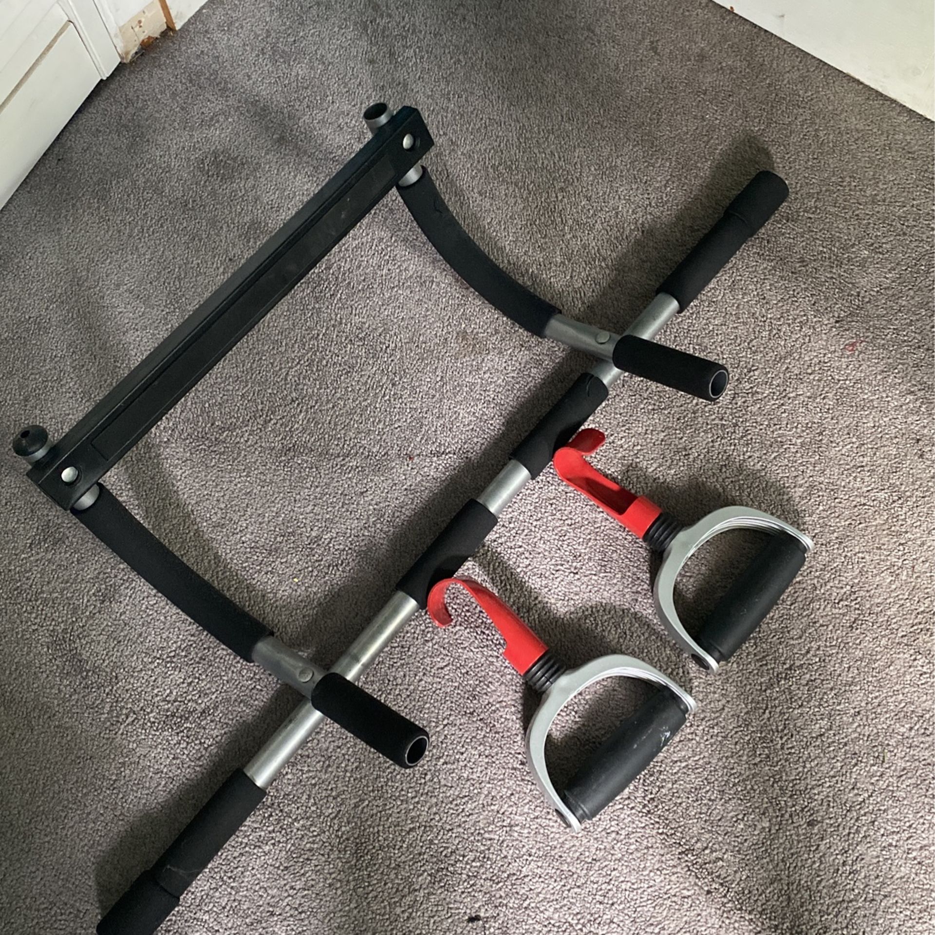 Pull Up Bar