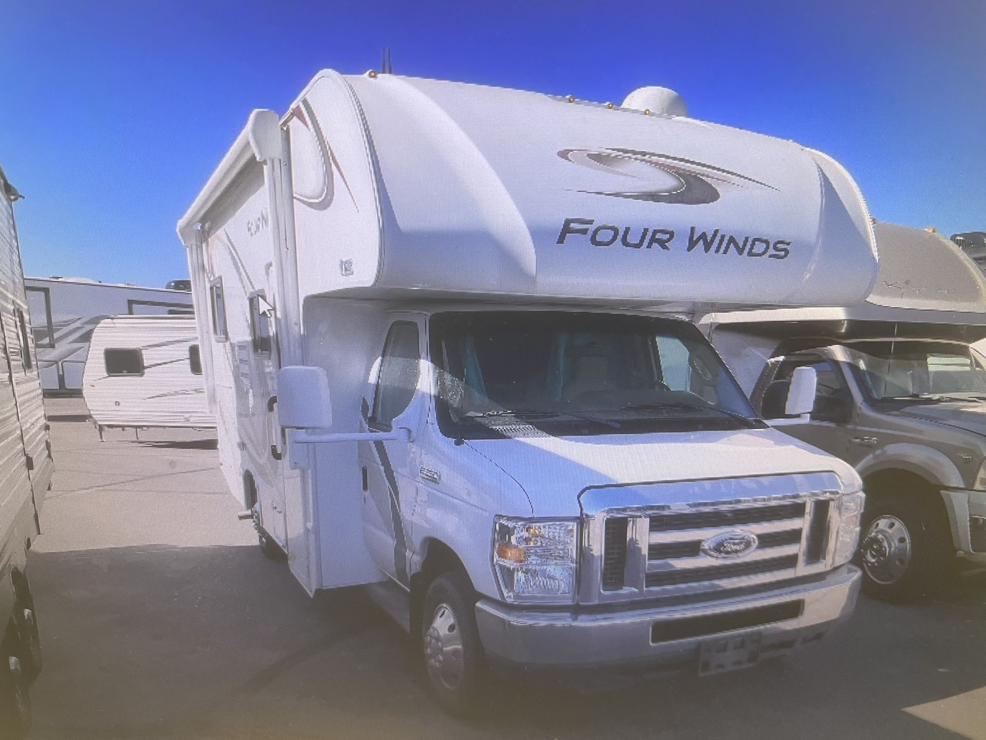 2019 FOUR WONDS 22E