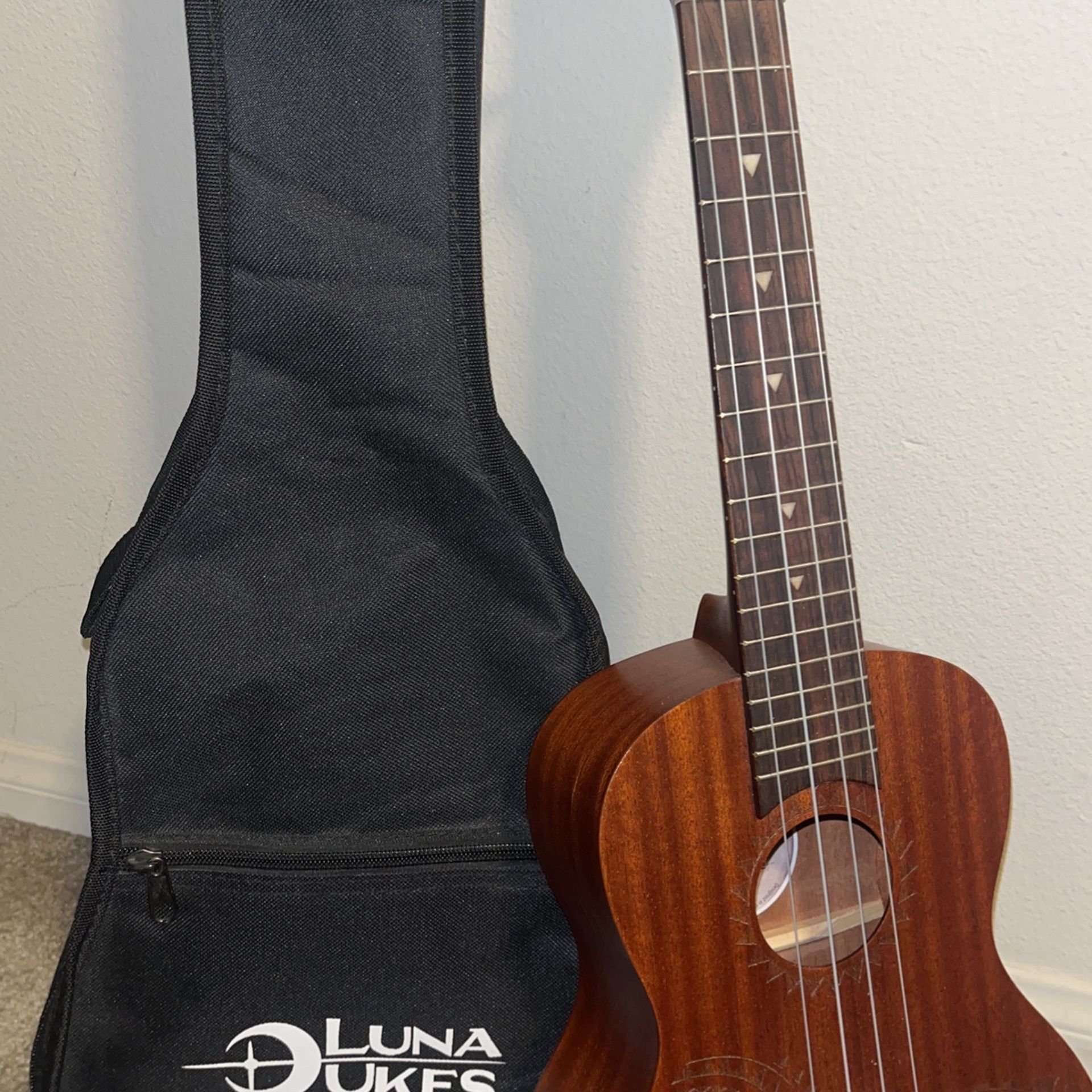 Luna Tattoo Mahogany Concert Ukulele 