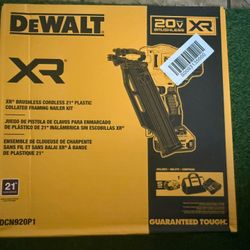 Dewalt 20V XR 21 Degree Framing Nailer Kit