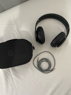 Beats Studio pro