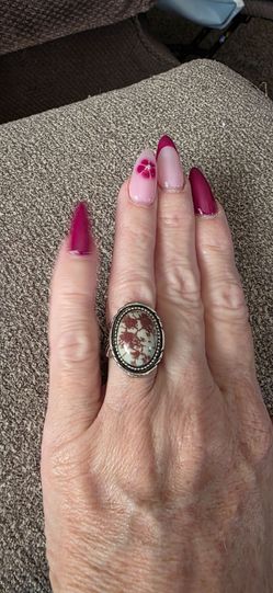 New silver tone speckled blue ring size 6 Shipping Available