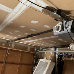 Garage Door Opener 