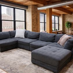 Modular Sectional Sofa Couch - 6pcs - Cleaned & Comfy Delivery Available 