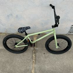 FitBikeCo 20in Bmx bike