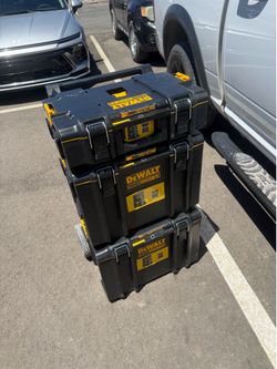 DeWalt TOUGHSYSTEM 2.0 24” Tool Box Tower Set