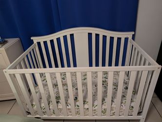 Crib with mattress
