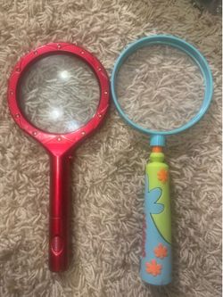 2 Magnifying Glass