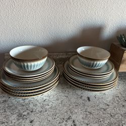 Dinner plates, salad plates, and two bowls