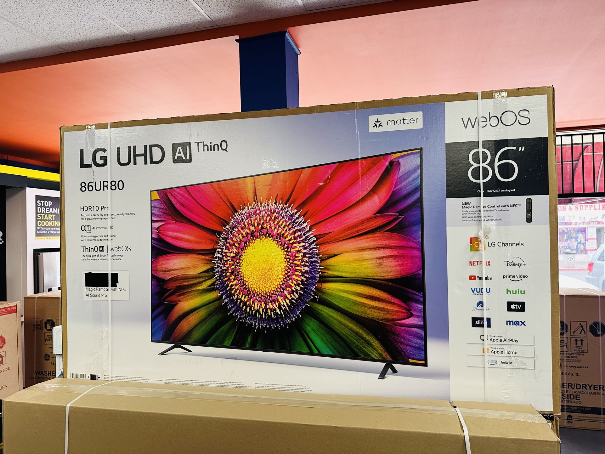 86” LG UR80 4K UHD Smart Tv
