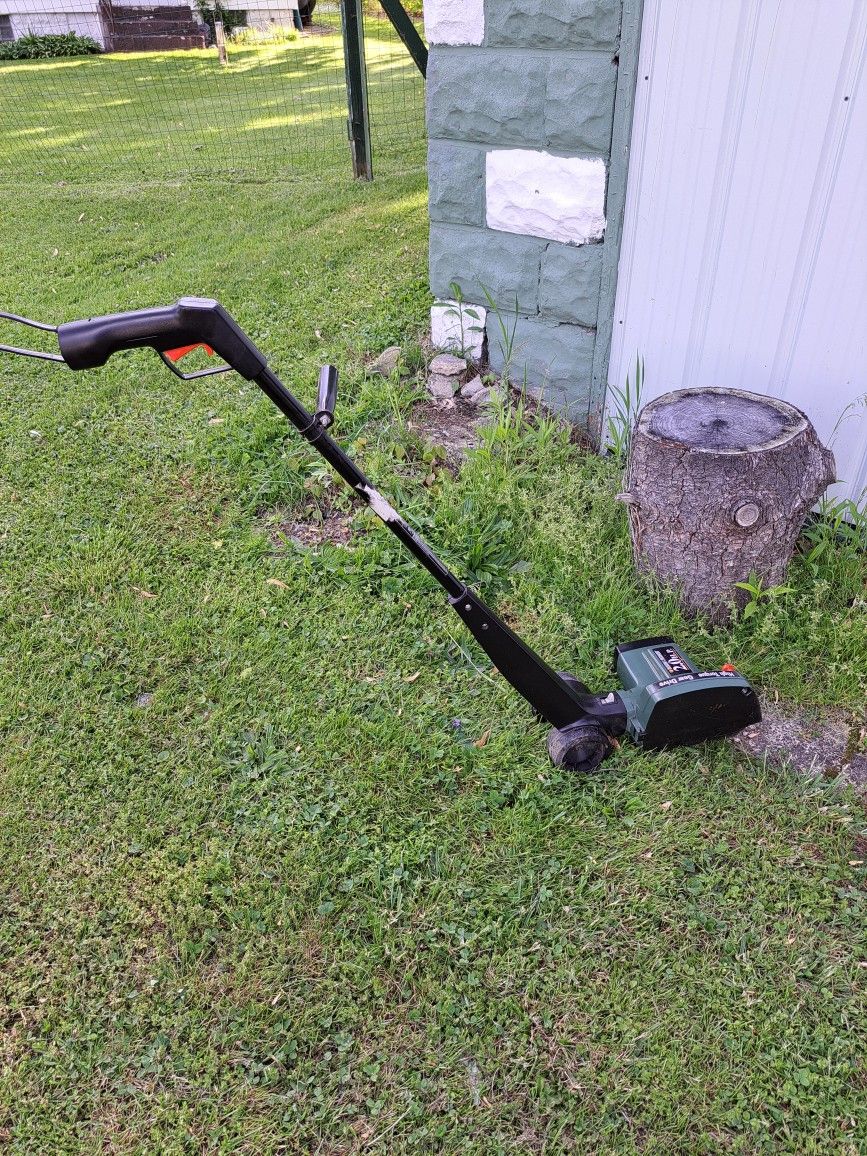 Black & Decker High Torque Electric Edger