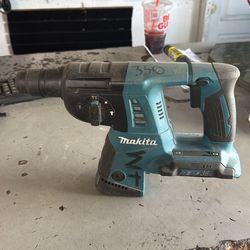 Makita xrho5 rotary hammer