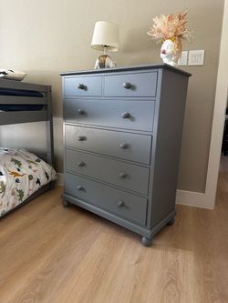 Pottery Barn 6 drawer dresser solid wood