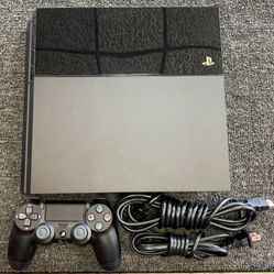 Sony PS4 500 GB CUH-1001A W / Remote,Cables 