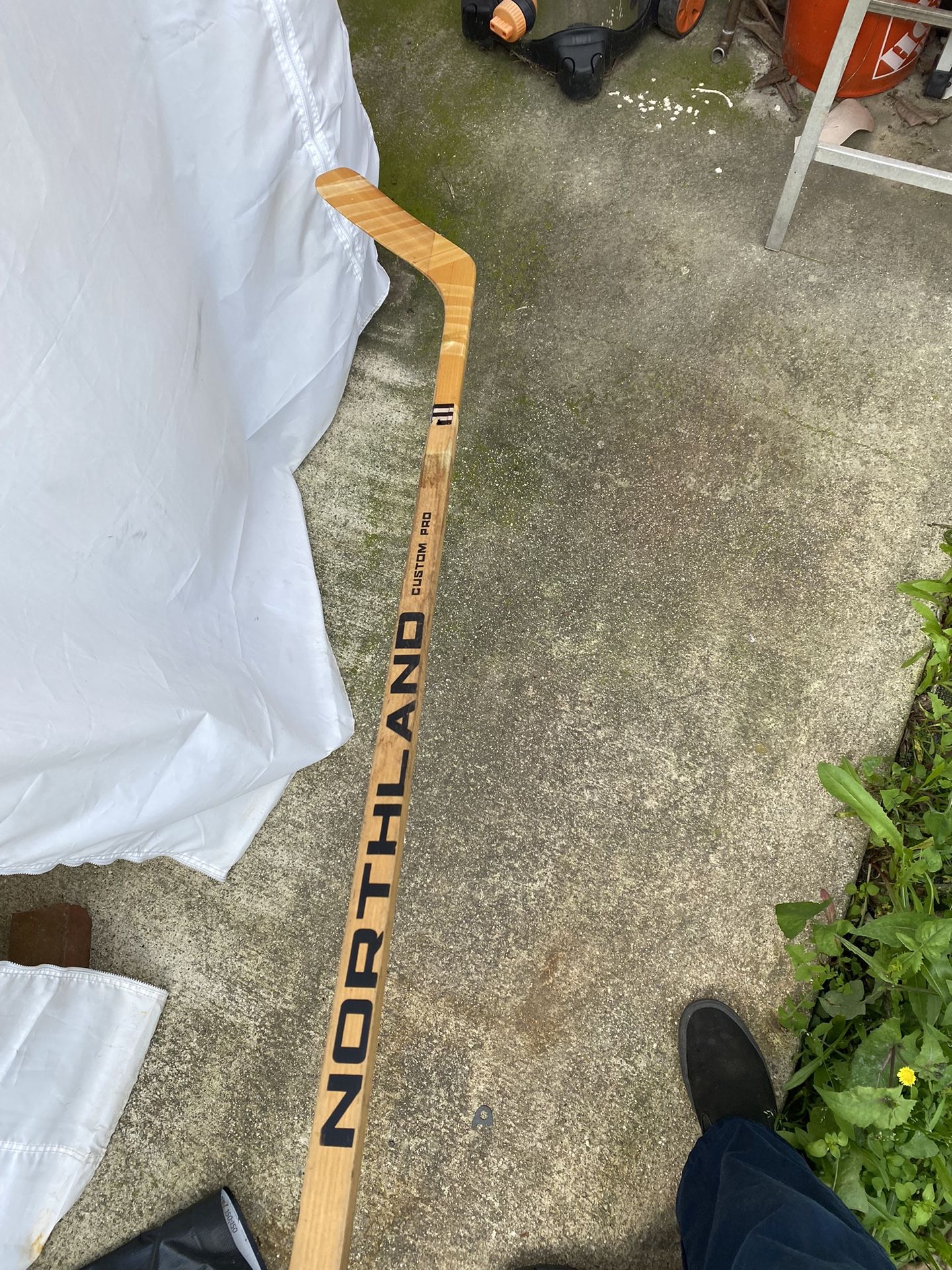 VERY RARE NORTHLAND LH HOCKEY STICK CUSTOM PRO