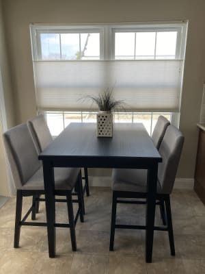 Selling Dining Pub Table