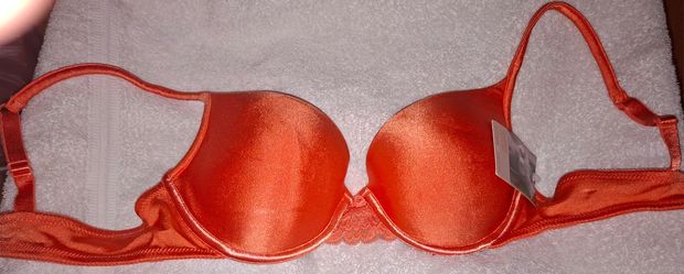 VINTAGE GILLIGAN & O'MALLEY PADDED UNDERWIRE PUSH-UP DEMI BRA 36B
