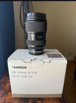 Tamron 28-75mm lens