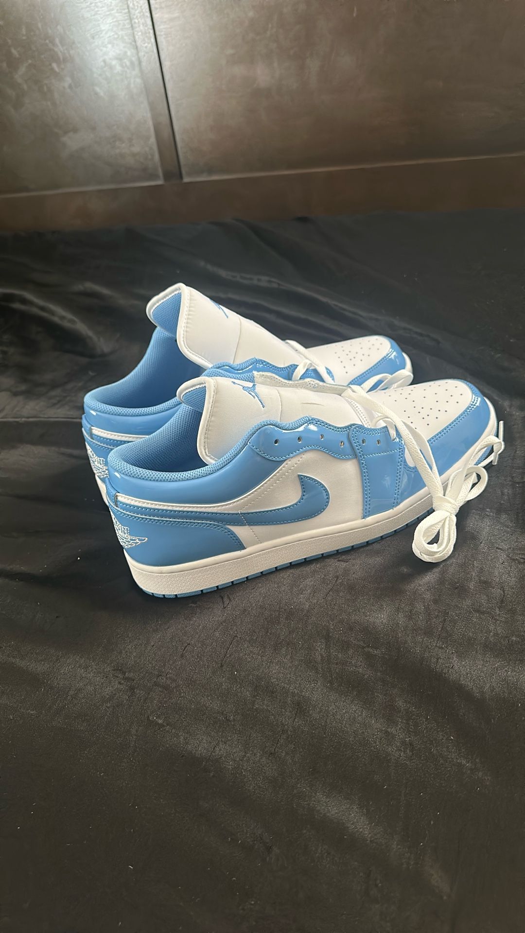 Air Jordan 1 Low SE βUNCβ (University Blue) Size 14