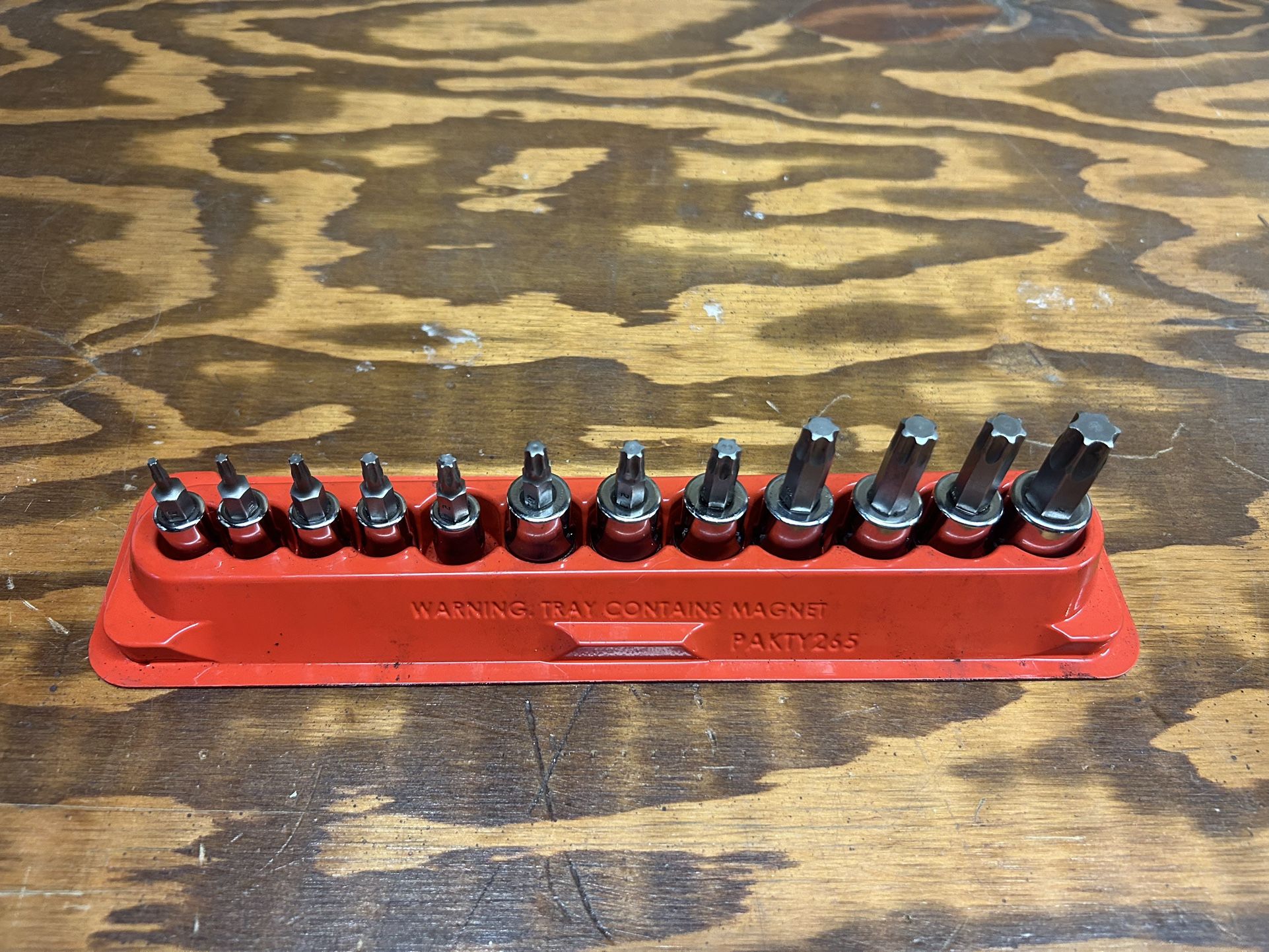 Snap-On 12 pc Combination Drive TORX® Bit Standard Socket Set (T8-T25, T27-T55, T47)