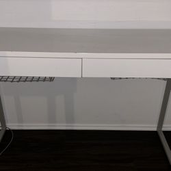 White Desk