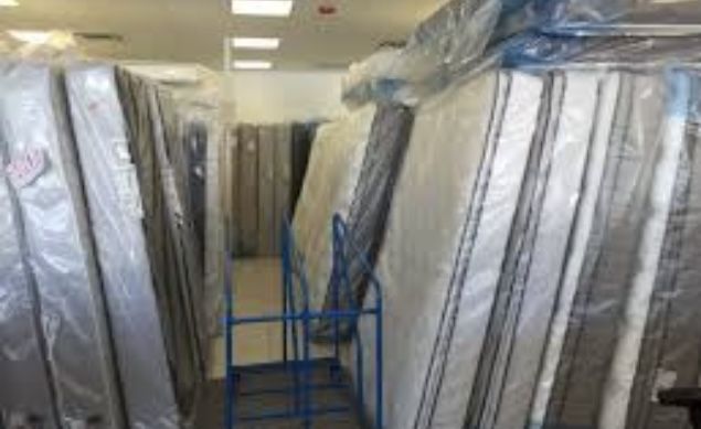 😴😴💤💤BIG PLUSH TOP MATTRESS STARTING AT $150 WITH FREE BOX SPRING BEST PRICE IN TOWN WHOLESALE PRICE💤💤😴