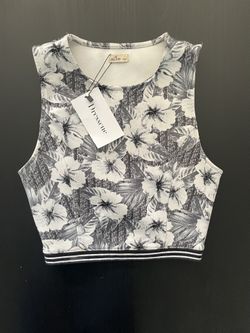 Hollister Top ( Small )