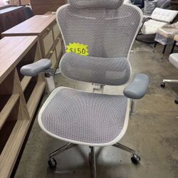 New assembled Ergonomic Office Chair with Ultra-Soft 6D Armrests, Dynamic Lumbar Support, Seat Depth Adjustment, Adjustable Backrest, Big and Tall Des