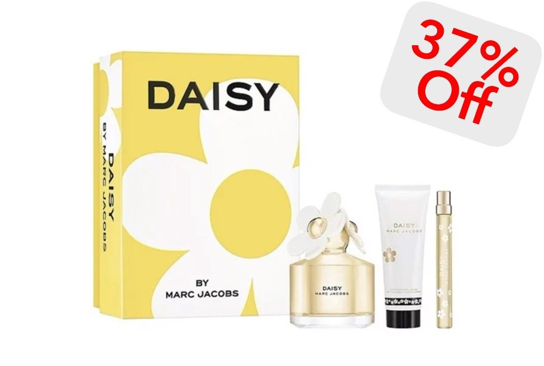 Daisy 3.4 oz Eau De Toilette, 3 Pieces Gift Set for women