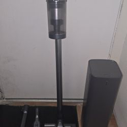 SAMSUNG 75 Cordless Vacuum 