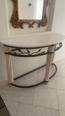 Vtg Entry table  54” X 20” X 34”