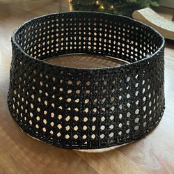 Crate and Barrel Christmas Tree Collar